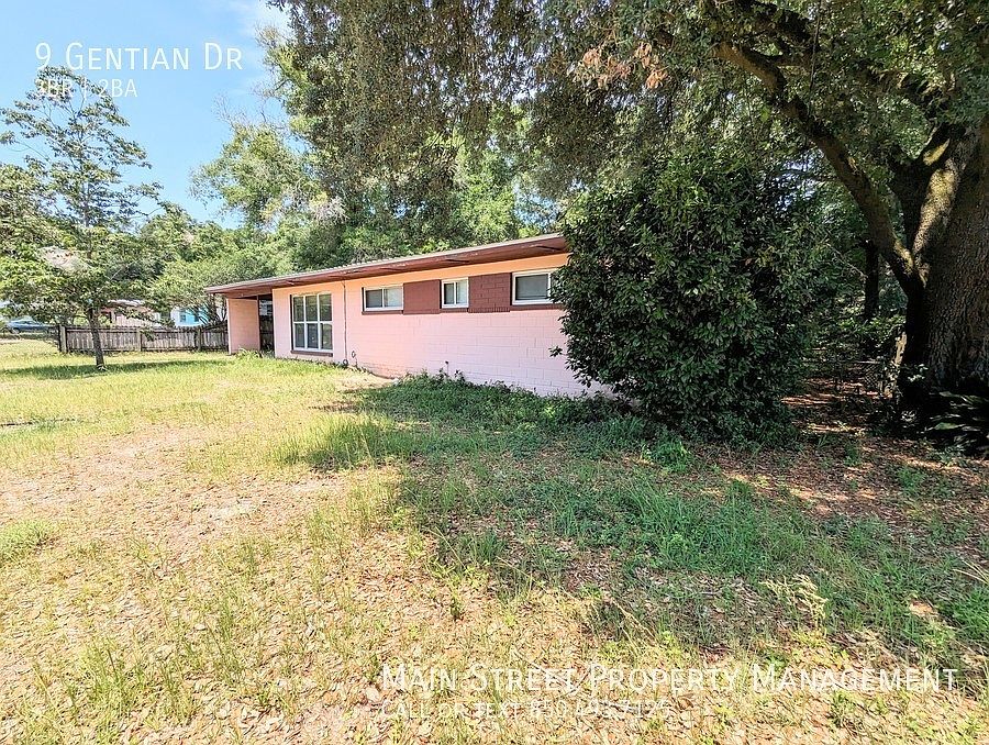 1st image of 9 Gentian Dr