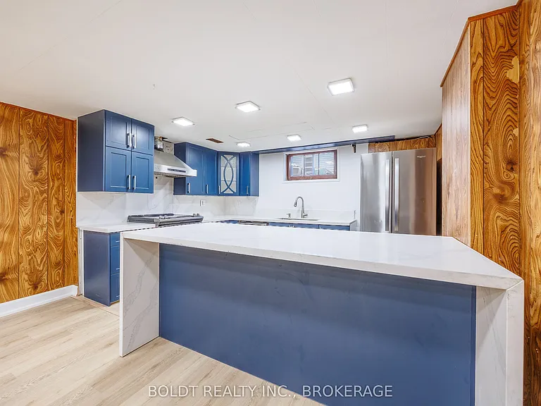 127 Louth St #2 — Photo 7