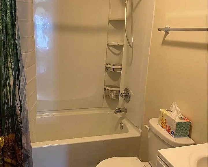 1214 Berkeley St — Photo 13