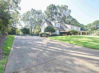 5465 Hialeah Dr, Jackson, MS 39211