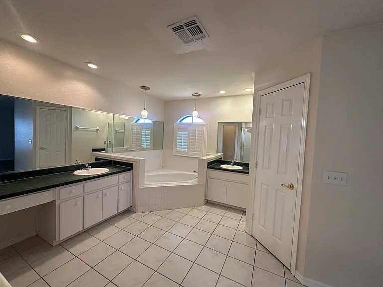 150 S Carolina Ave — Photo 13