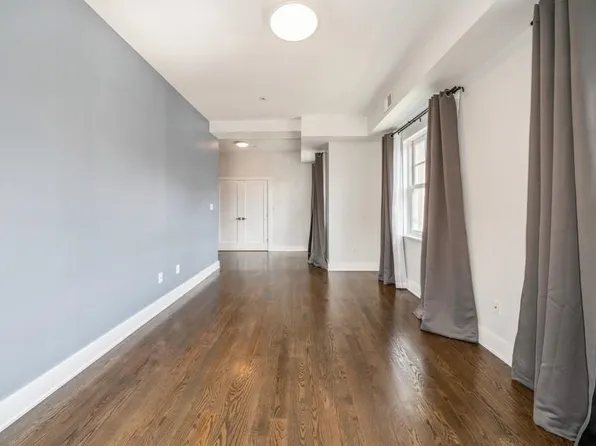 126 Delaware Avenue image 22 of 26