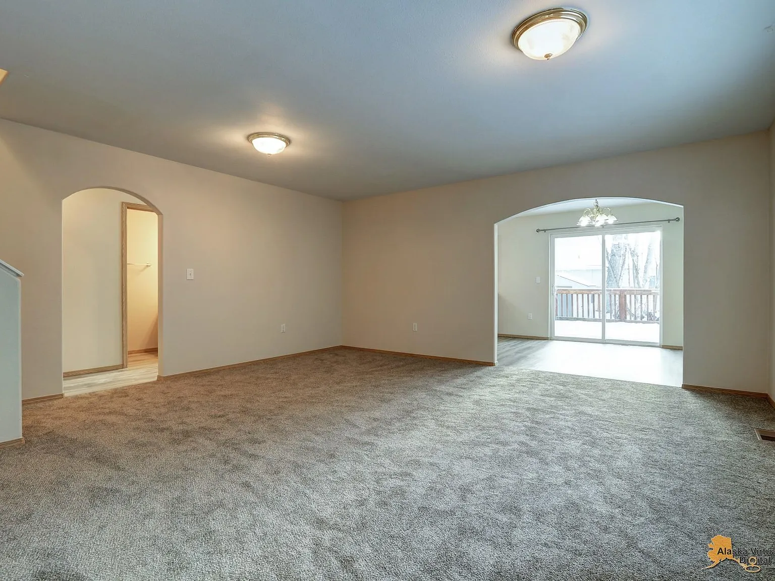 16608 Mercy Dr — Photo 4