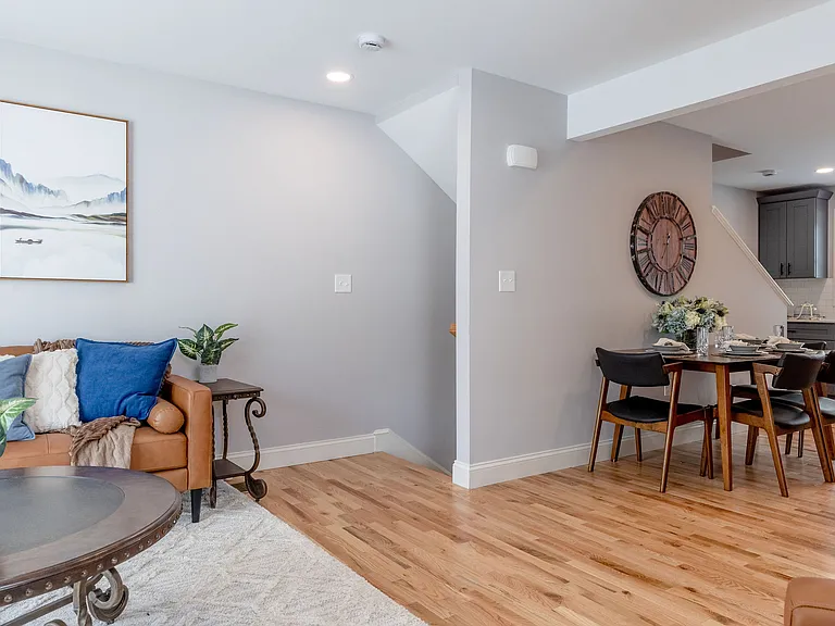 Estates at Langley Cove — Photo 9