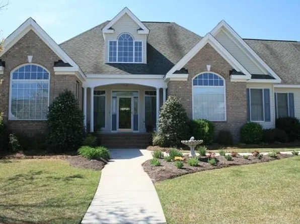 1503 Trafalgar Dr, Winterville, NC 28590