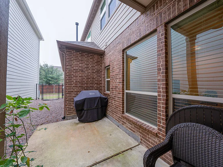720 Northwood Dr — Photo 21