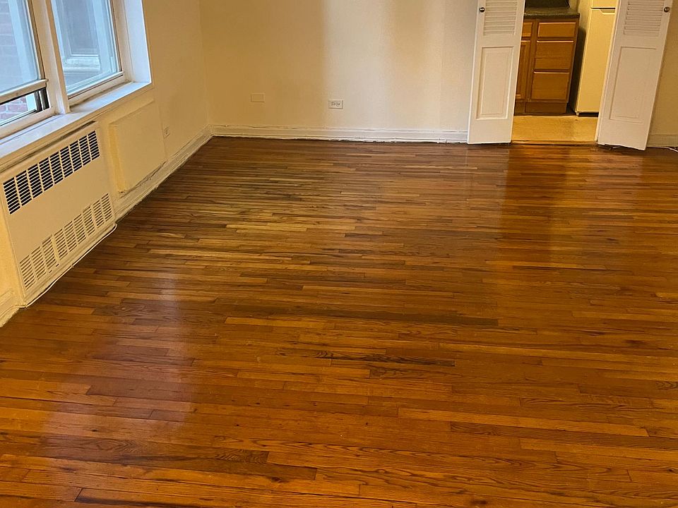 1st image of 14209 Barclay Ave #4D