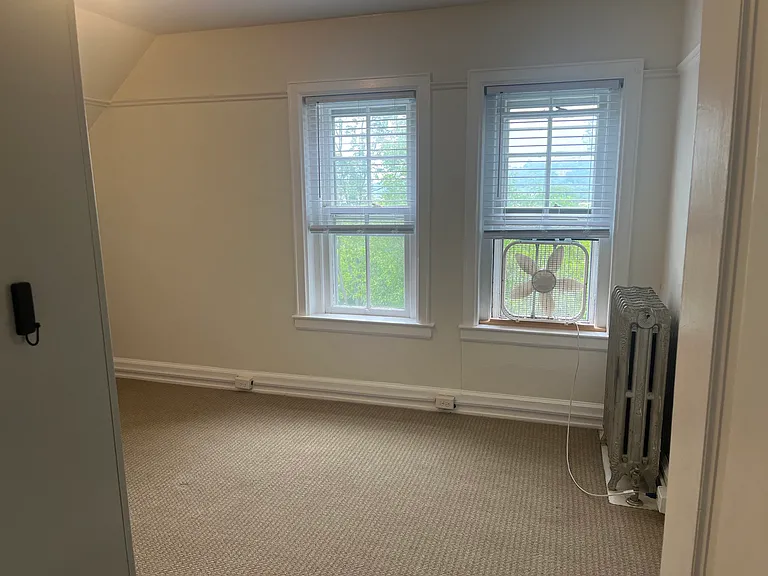 7211 Thomas Blvd — Photo 3