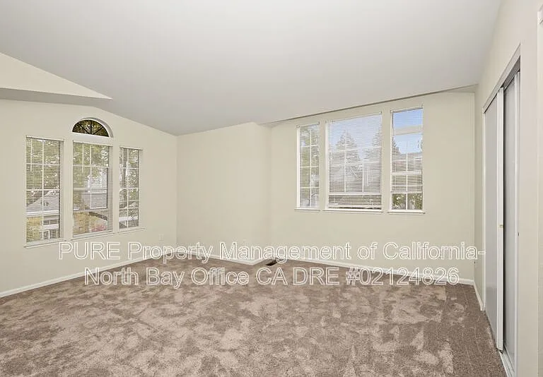 520 Laurel Grove Cir — Photo 10
