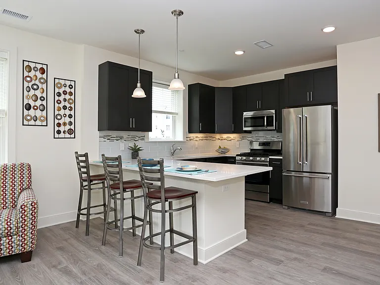 Colonial Pointe at Franklin Lakes — Photo 11