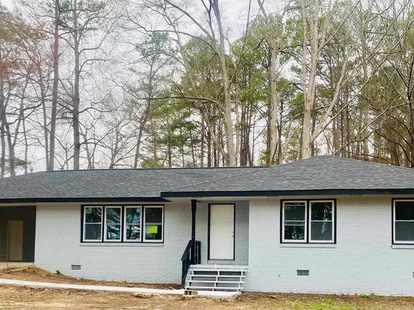 1388 Mundys Mill Rd, Jonesboro, GA 30238