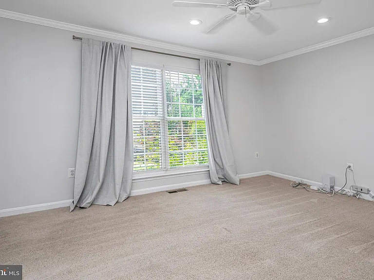 33 Saint Williams Way — Photo 14