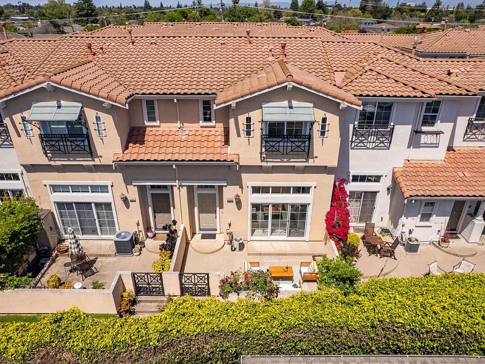 1st image of 3288 Traviata Pl