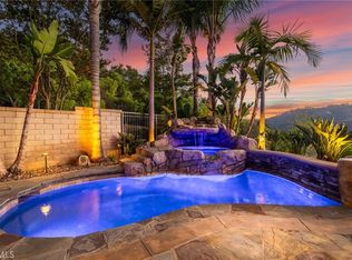 33 Glittering Sky, Aliso Viejo, CA 92656