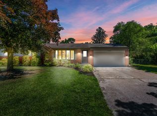 1303 Cardigan Dr, Oxford, MI 48371