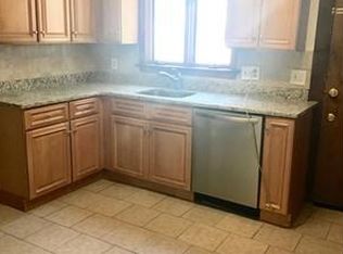 66 Washington St, Wellesley, MA 02481