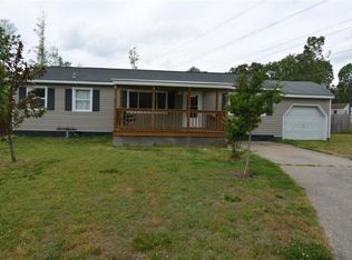 201 Blackwater Dr, Petersburg, VA 23805