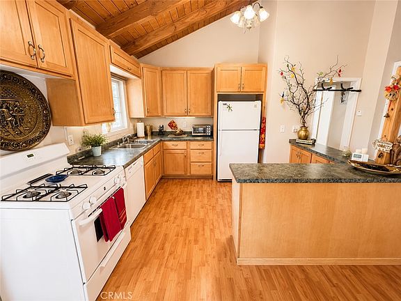 4th image of 23788 Zuger Dr