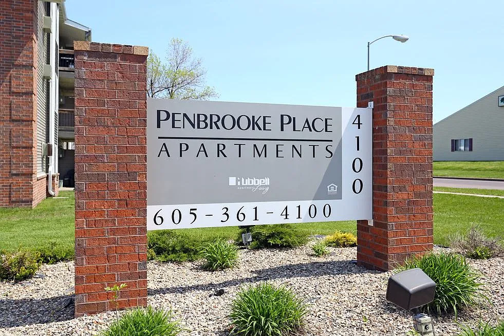 Penbrooke Place — Photo 1