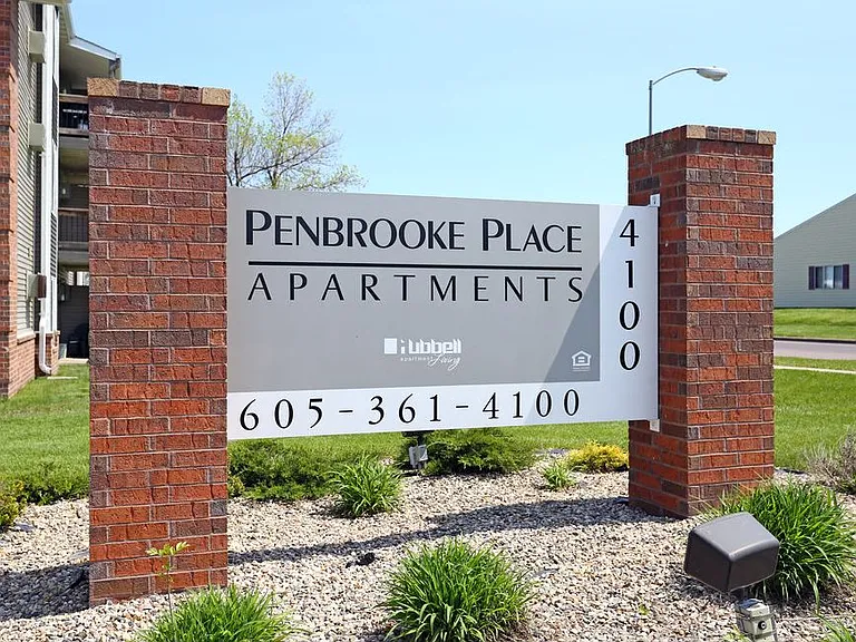 Penbrooke Place — Photo 1