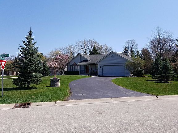 driveway on Sherwood Drive