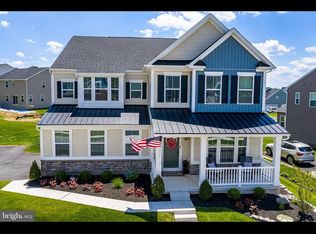 1104 Carpenter Dr, Romansville, PA 19320