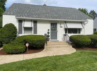 424 S Fordham Ave, Aurora, IL 60506