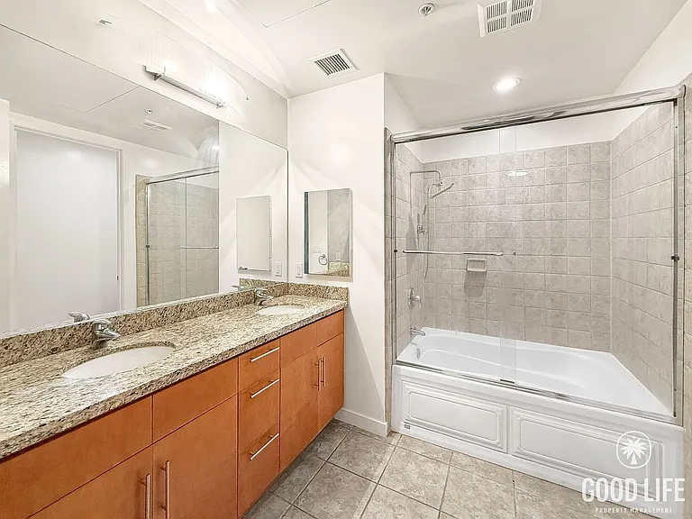 1050 Island Ave #325 — Photo 9