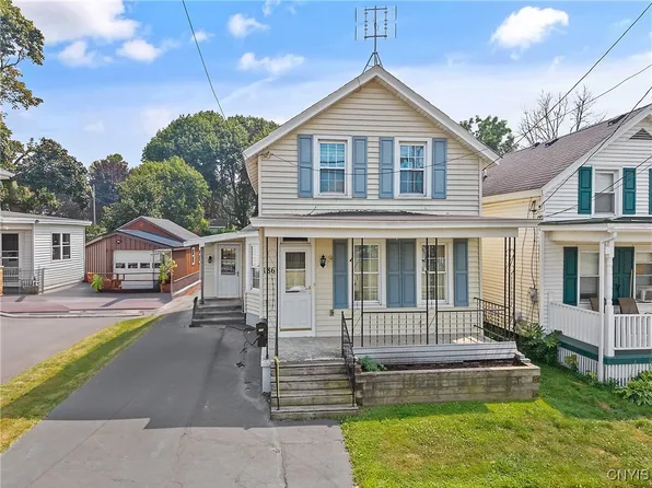 186 E Bridge St, Oswego, NY 13126