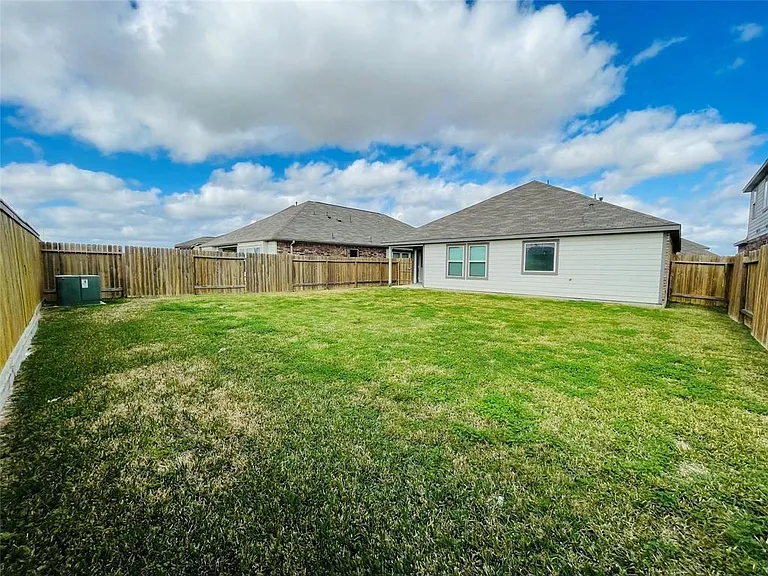21335 Cypress Live Oak Dr — Photo 17
