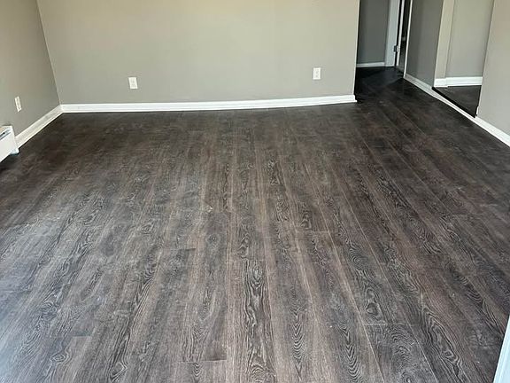4th image of 150 Garibaldi Ave APT 3