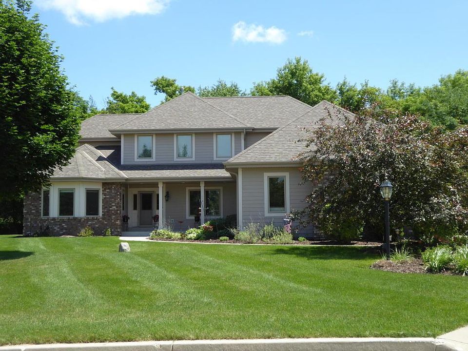 1st image of W237N7364 Monterey Ct