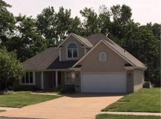 4609 N Heatherwood Dr, Saint Joseph, MO 64506