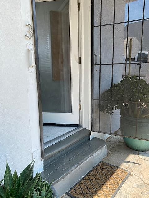 1st image of 18662 Pine St APT 3