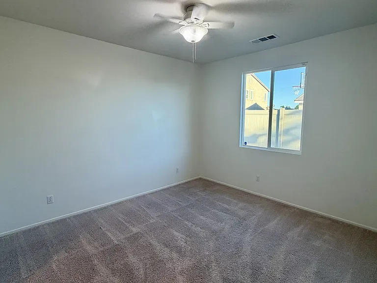 914 Haviture Way — Photo 15