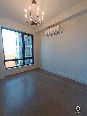 Rented by City Vista Inc | media 9