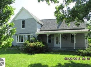 5944 N Mackinaw Rd, Pinconning, MI 48650