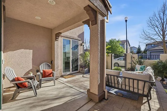 3017 Village Park Dr — Photo 4