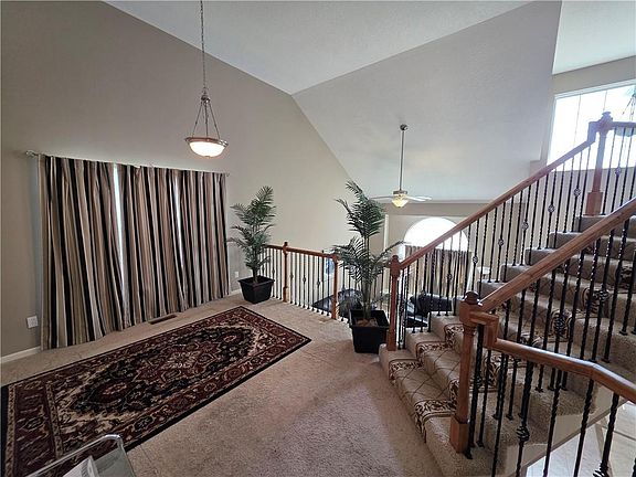 4th image of 1100 Hampton Dr