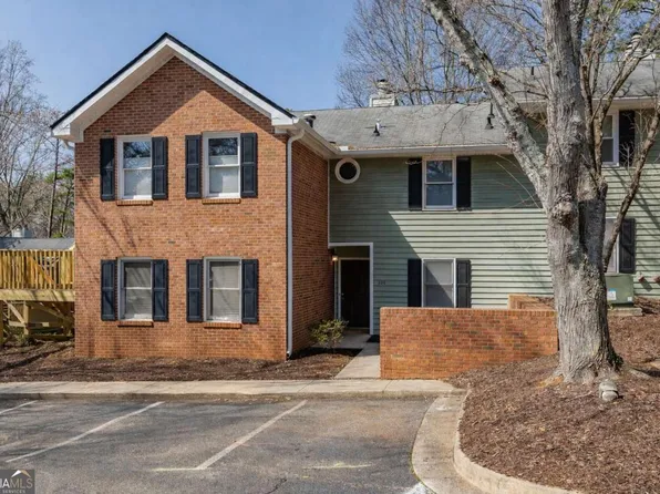 345 Research Dr APT 220, Athens, GA 30605