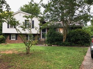 2312 Blacklan Cir, Raleigh, NC 27610