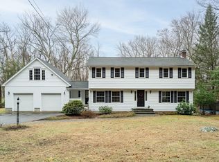 40 Bigelow Rd, Southborough, MA 01772