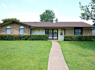 3327 Town Park Dr, Mesquite, TX 75150