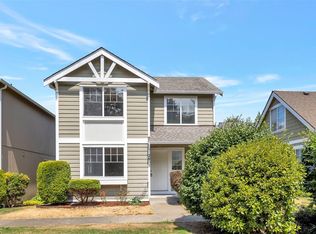 2803 9th St SE, Puyallup, WA 98374