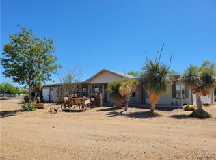 722 S Salt Rd, Golden Valley, AZ 86413