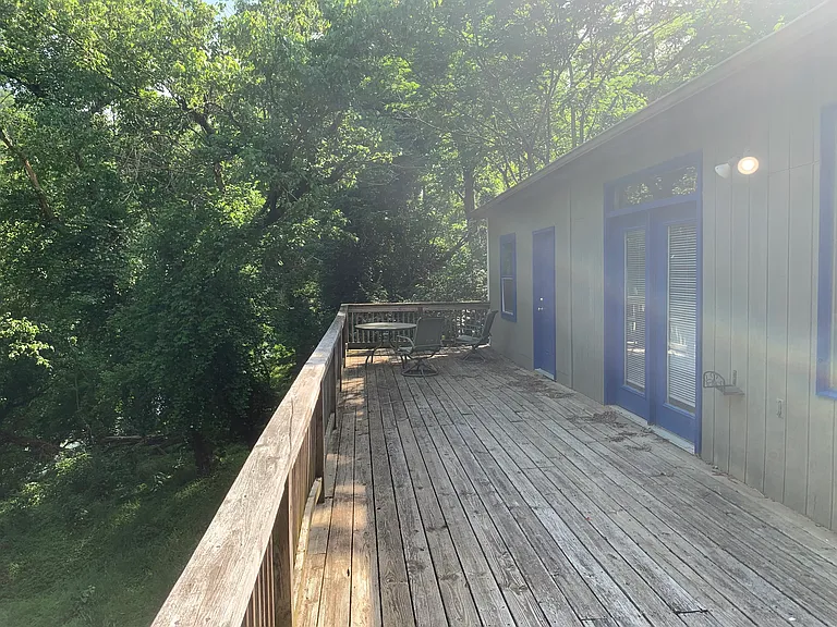 210 Palisades Rd — Photo 26