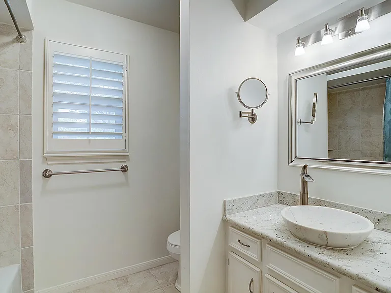 12523 Briar Forest Dr — Photo 31