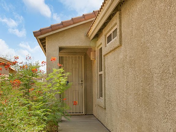 2nd image of 2138 W Painted Sunset Cir