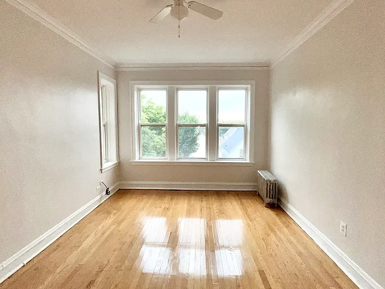 2140 N Kildare Ave #3 — Photo 11