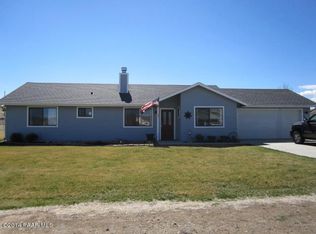 22550 N Malapai Ridge Rd, Paulden, AZ 86334